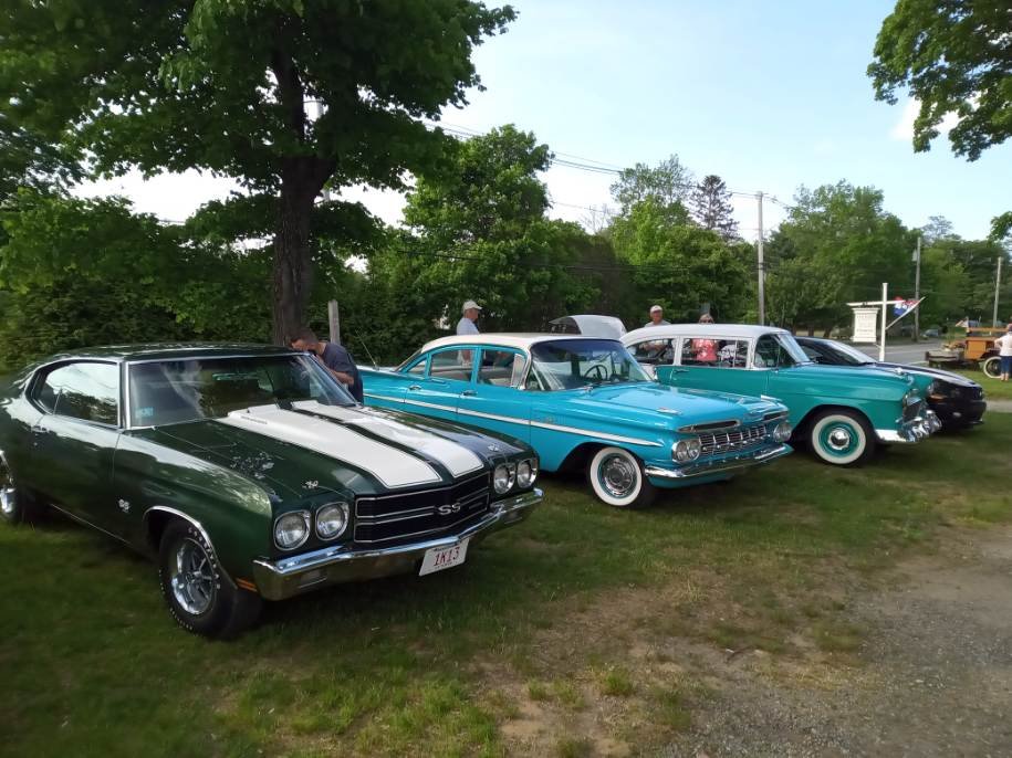 Green Chevelle SS, vintage Impala, and other classics lined up
