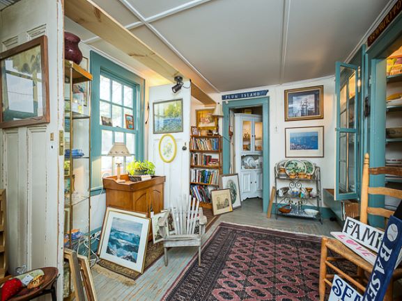 Inside the house shops