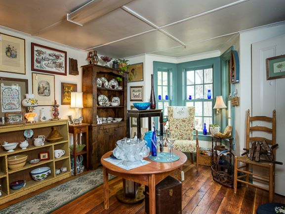 Inside the house shops